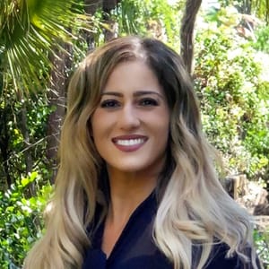 Jessica Krapf headshot